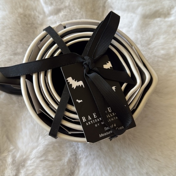 NEW Rae Dunn Teacup HALLOWEEN GHOST, WITCH HAT,RAVEN,CAULDRON Measuring Cup Set - Picture 7 of 8